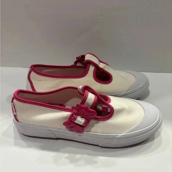 Vans x Barbie™ Style 93 DX Mary Jane Skate Shoe - White Womens 8 - Picture 4 of 10